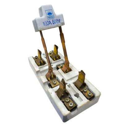 2PDT transfer switch 600V with four terminals and durable metal contacts for electrical applications