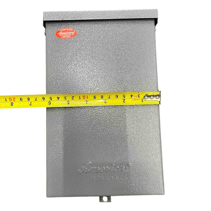 America Nema 3R Panel Board Housing for GE TQC 3 Pole Bolt-on Circuit Breaker