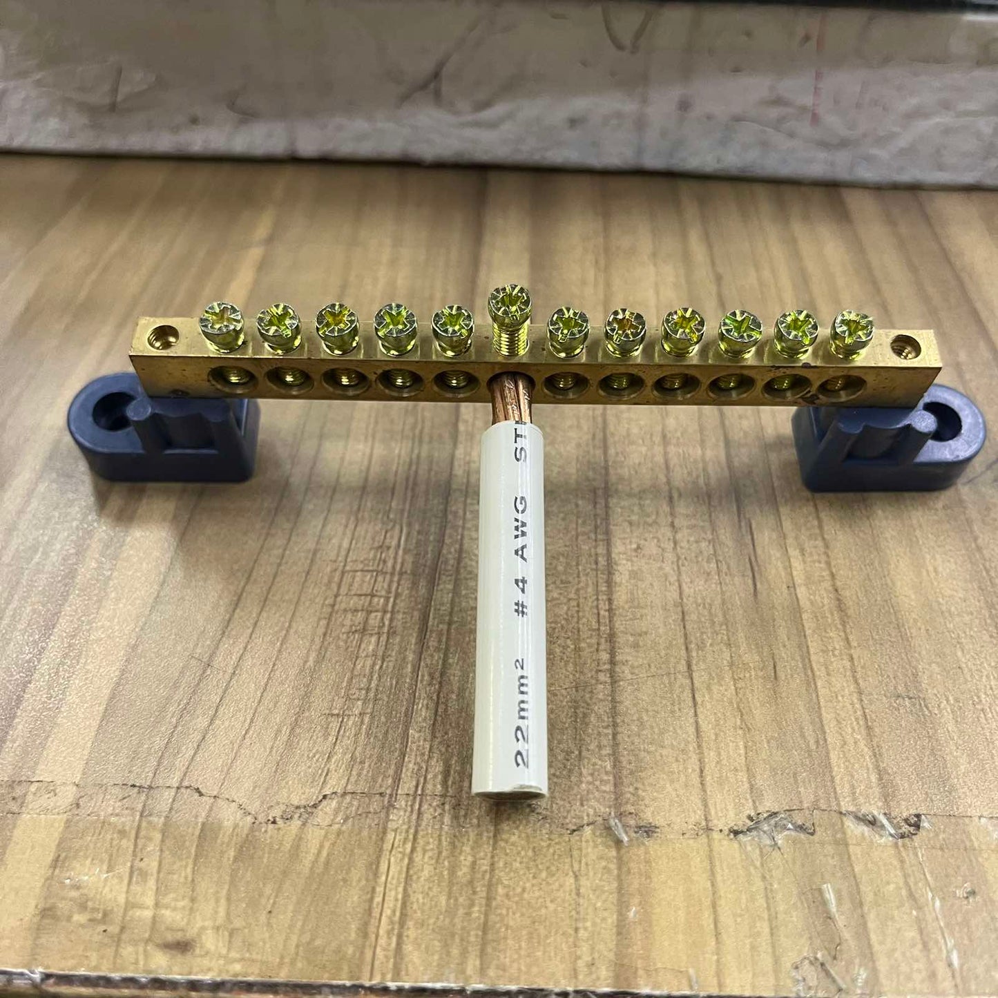Grounding Terminal Bars, Grounding Terminal, Grounding Bus Bars 4 Holes, 6 Holes, 8 Holes, 10 Holes, 12 Holes, Grounding Bus Bars