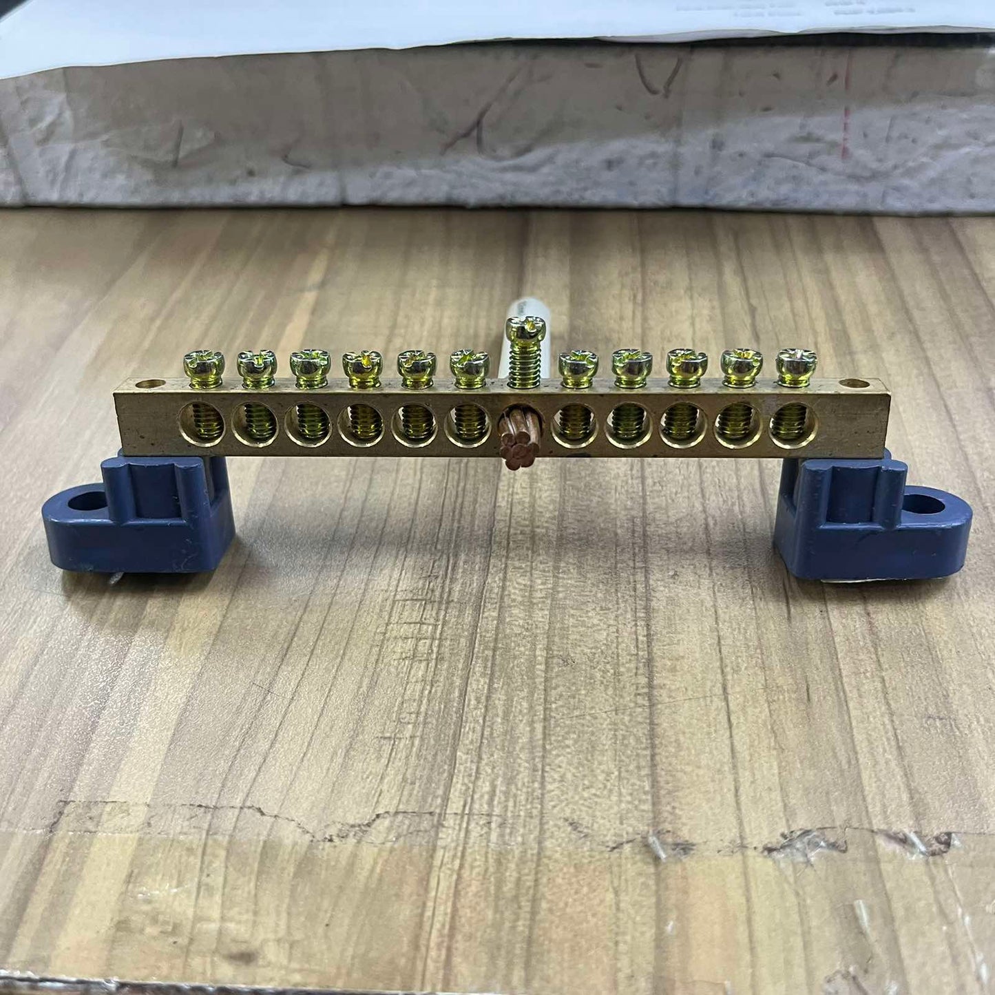 Grounding Terminal Bars, Grounding Terminal, Grounding Bus Bars 4 Holes, 6 Holes, 8 Holes, 10 Holes, 12 Holes, Grounding Bus Bars