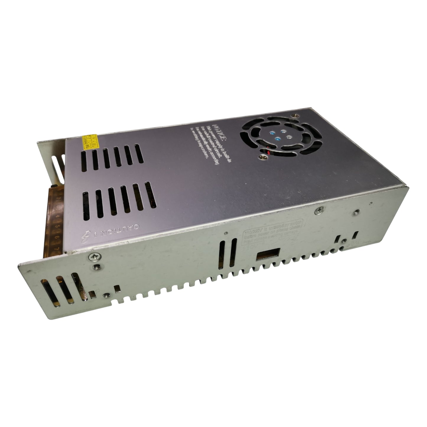 ZwitseRise Z0560 power supply for CCTV with metal casing and fan for efficient cooling